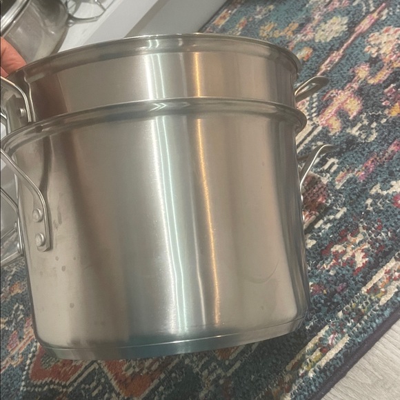 Calphalon Silver Stock Pot with Steamer - Picture 3 of 7